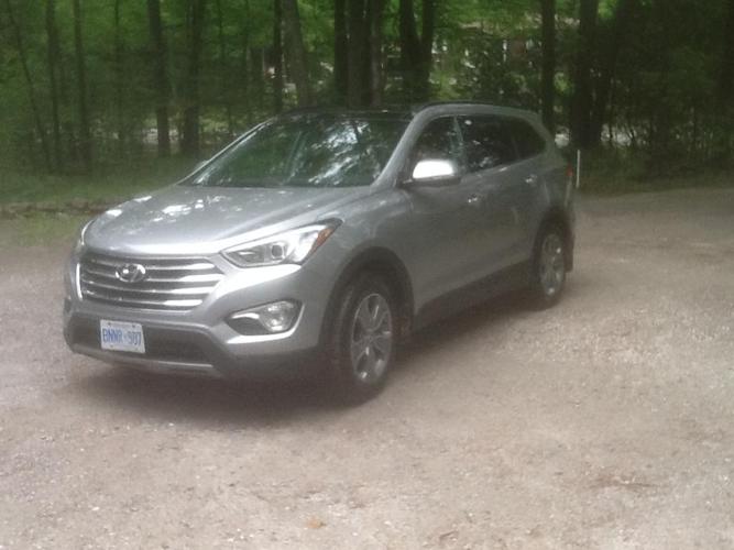 2013 Sante Fe, HYUNDAI XL for only $28,995.xx REDUCED PRICE
