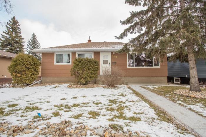2613 Argyle - 4 bed bungalow with double garage