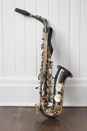 Alto Saxophone - Yamaha Black Nickel and Gold