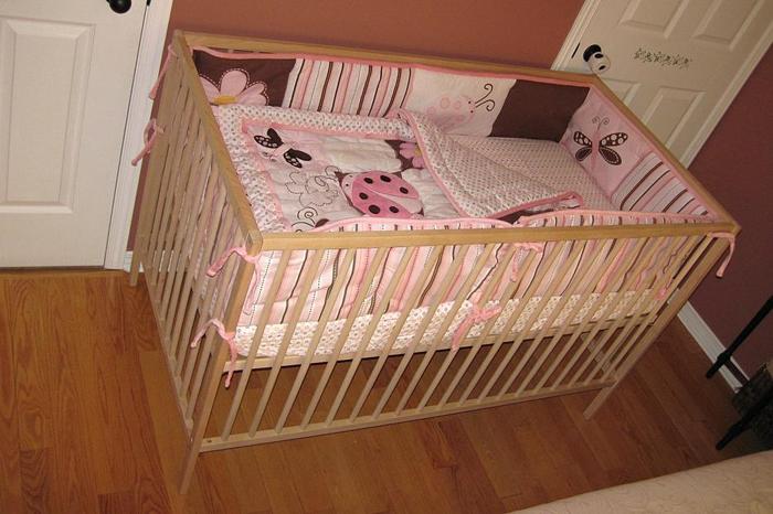 Baby Crib with Accessories