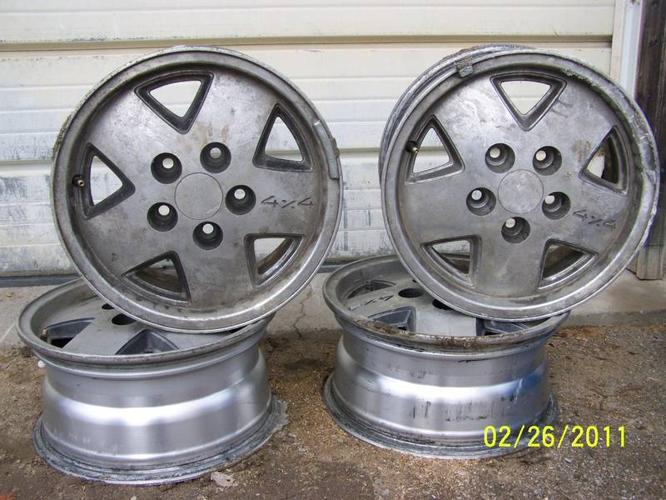 brand new rear brakes for 1994 nissan ultima shoes and drums 20.