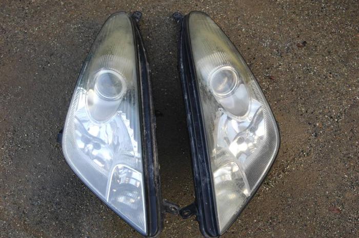 celica 2001 GT headlights