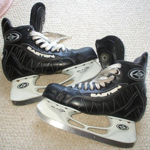 Easton Hockey Skates- sz.7.5D- Great condition.