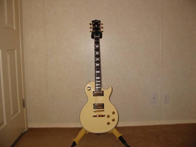 Gibson Les Paul classic custom