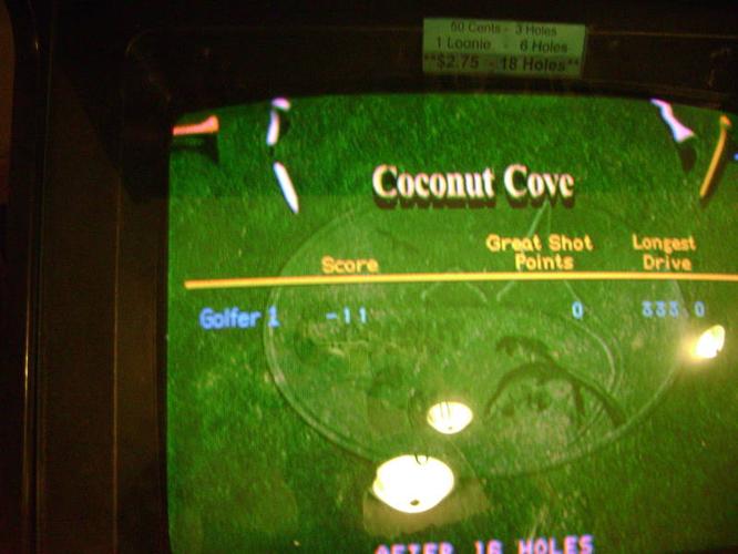 Golden TEE 99 stand up golf game