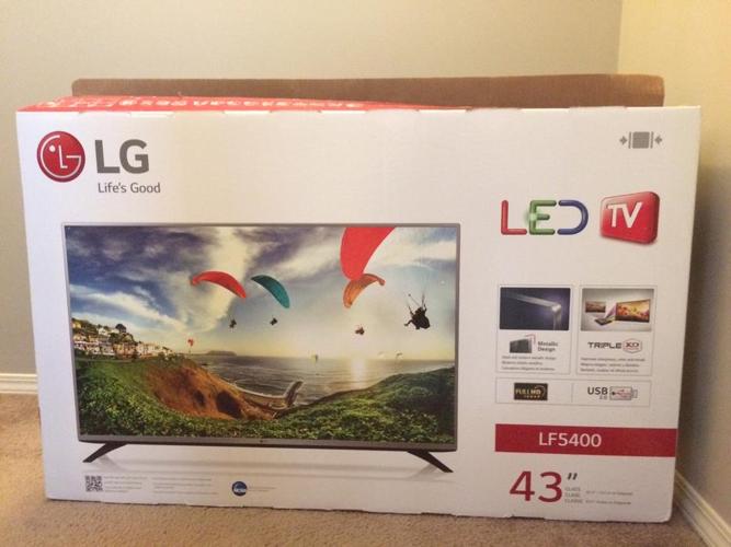 Like new: LG 43" 1080p LED TV - Silver Frame