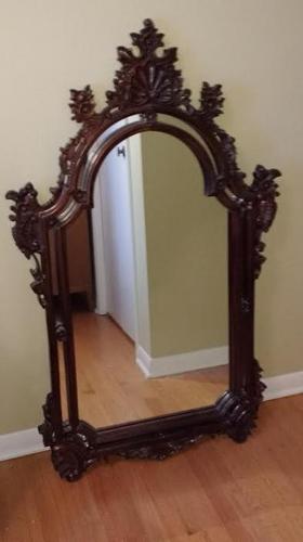 Mahogany Arch-Top Carved Mirror