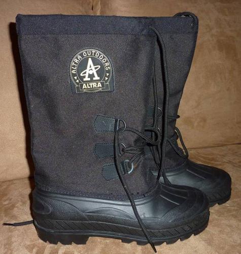 Men's Size 8 Snow Boots
