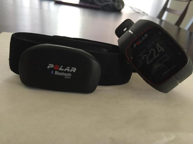 polar M400 sport watch with H7 bluetooth heart rate strap