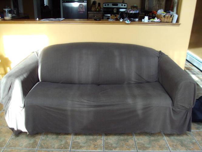 Pullout couch
