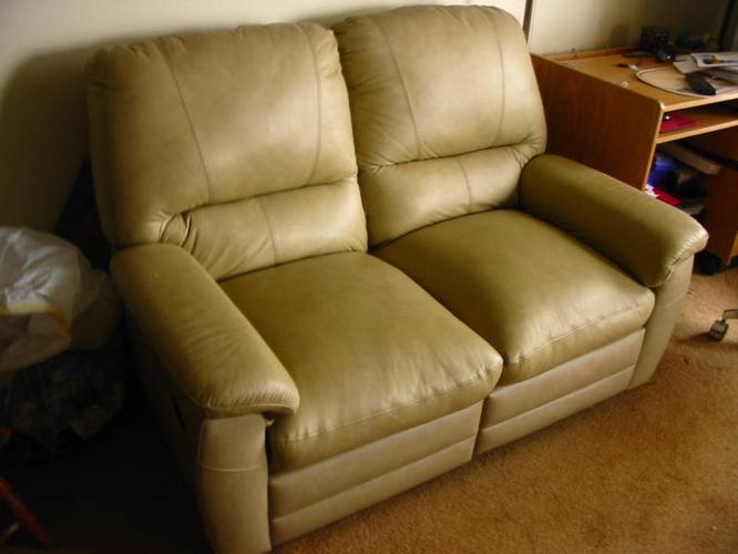 Recliner Love Seat Couch 3737732 