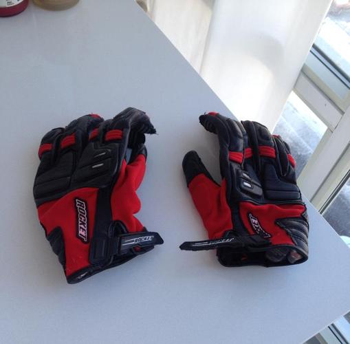 Red & Black Motorcycle Gloves - Joe Rocket