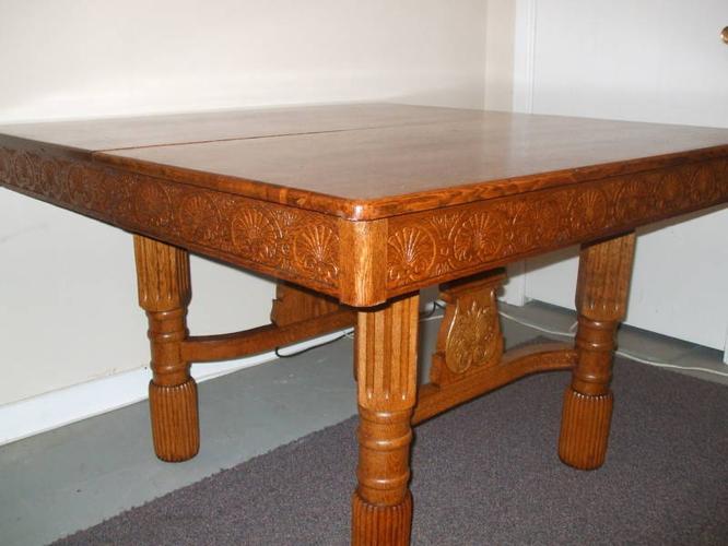 Solid Oak Dining Room Table