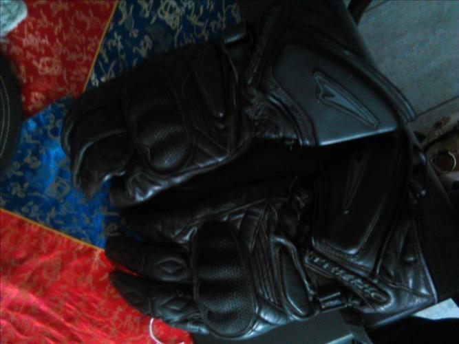 Teknic Leather armored riding gloves