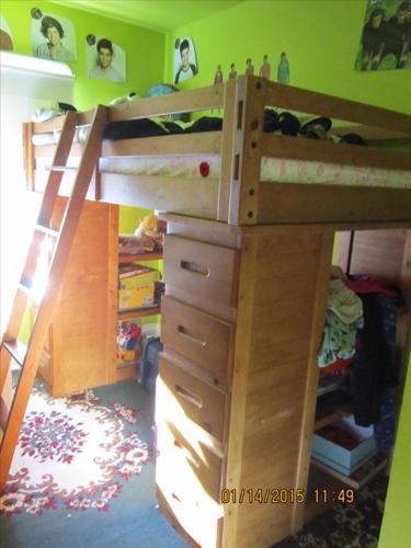 twin loft bed (mattress not included