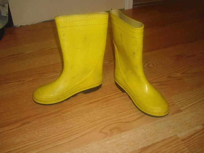 Yellow Rain Boots Size 2 Child - $5