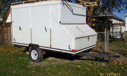selling 10'x6' by 6' height enclosed trailer
It has insulated sides
Comes with new tires, new rims, new bearings, and a spare tire
It can be used for ATV's, snowmobiles, construction.
It has an expandable roof rack, and ladder racks as well
I am asking