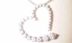 HI , EVERYONE I HAVE A BEAUTIFUL HEART SHAPE DIAMOND NECKLESS ........ THIS NECKLESS IS ONE OF A KIND ...... PLEASE DONT PASS THIS UP / YOUR SPECIAL SOMEONE WONT BE DISAPOINTED
RETAILED FOR 999
IM WILLING TO SELL IT FOR 550 OR BEST OFFER
VERY BEAUTIFUL 1