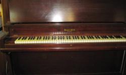 1918 Mason and Risch Upright Piano
 
Made in Toronto
Serial # 35477
Full Upright, concert
Ivory keys
Matching Piano Bench
Approx. Size 50 x 15 1/2 x 26
Needs TLC
OFFERS
