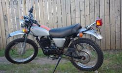 1973 honda 250 elisnor  , 2 stroke. engine starts first kick ,engine has less than 800 miles and been rebuilt .frame sanblasted repainted,seat recovered,new tires all cables in excelent shape,needs stator for lights,i am working on getting rewound. have
