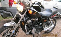HONDA    SHADOW   VT500C  GOOD    CONDITION   BUT   DOES NEED  TIRES  TO  PASS  INSPECTION  THATS  THE   REASON  I   HAVE  THE  PRICE  REDUCED    TO   $1550