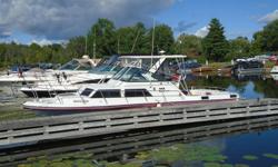 1989 Sportcraft 270 Caprice
Description:
This Sport-Craft outboard sports cruiser has a fiberglass hull, is 27 feet long and 120 inches wide at the widest point. The boat weighs approximately 4725 pounds with an empty fuel tank and without any gear or