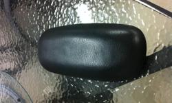 Console lid for 1994-2004 Ford Mustang. $10 OBO
 
 
See Also:
 
Driver Door
http://london.kijiji.ca/c-cars-vehicles-auto-parts-tires-auto-body-parts-1999-2004-Mustang-Drver-Door-W0QQAdIdZ345581477
 
Back Bumper