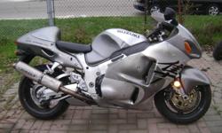 2002 Suzuki Hayabusa For Sale Cheap $4750
Runs & rides like new
Fresh Michelin tires
Steering damper
Hindle full system (muffler is damaged)
Cosmetic damage on right side as shown in pictures
Clean Ontario title
Only $4800 as is or $4950 safetied
*I am