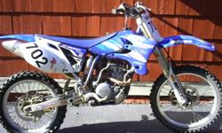 i am selling my 2005 yzf250f for 2100
-bike has good front and back tires .
-new bottom end hot rod crank stage 2,
-trail driven only
-hole engine has new seals and gaskets.
-bikes runs and drives mint
oil needs to be changed very soon
-bike needs front