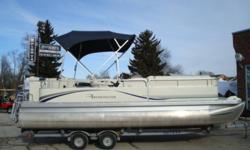 2006 Bennington 2275 GL
Top of the line luxury pontoon boat.  Powered by fuel injected 60hp Yamaha fourstroke.  Lots of comfortable lounge seating and storage room.  Includes bimini top and ski bar.  Standard options like cd stereo, change room and depth