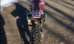 2008 crf250r its in exelent condition here is a list of the thi it has Protaper bars SSS suspension Sunline unbreacable leavers(5 year waranty) Yoshimaru dual exaust full systen Red renthal sproket rockstar protaper bar pad, black triple clamp and