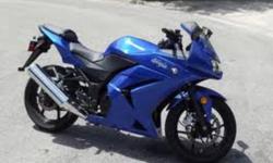 Like new 2009 Kawasaki Ninja 250R with only 3300 Km?s !!!
 
Great starter bike and great on fuel
 
Never raced or dropped. No scratches or dents 
 
Original owner & Original bill of sale can be shown.
 
I have no time to ride. Was only used 5 times last