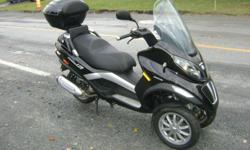 2010 Piaggio MP3 Scooter.
250 cc, 17,921 KM's. Very Clean, New Battery.. Runs Like New.
Curtis: 514-947-1960