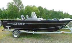 Anglers looking for the perfect versatile fishing boat are going to love the Lund 1625 Fury XL. This aluminum fishing boat has a spacious cockpit for unrestricted fishing and comes in a tiller, side console, or full windshield. It's also small enough to