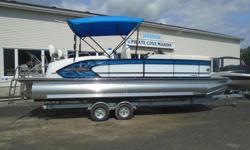 Just about when you think life is about trade-offs, along comes the Manitou X-Plode, making mid-level luxury attainable. Loaded with great features and options, it also delivers amazing performance. So, you can have your pontoon boat cake and eat it,