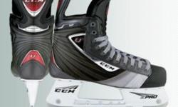 BRAND NEW IN BOX ( NEVER WORN )CCM Crazy Lights U + 12 Hockey skates Size 5 E Sells for 299.00 + tax ( 343.77 tax in )