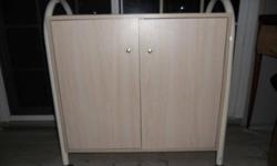 Great condition rolling cabinet.
This cabinet has two doors on the front with one shelf inside (upper and lower space)
Great to place a TV on.
Paid $125.00 for the cabinet, asking $35.00.