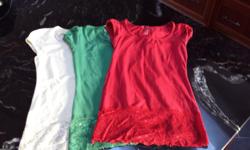 3 T-Shirt pack with bottom lace
Green/Red/Yellow
Brand: Streetwear
Size: Med