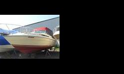 1986 Thundercraft 280 Magnum with Twin Mercruiser 4.3L 190 Carbs. This boat has a ton of life left in her!! But 1 motor's top end needs work. Priced accordingly. The hull has just been anti foul painted, buffed and waxed. Big Beam Cruiser for all water