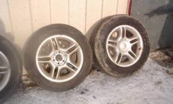 1999 Dodge Dakota or Durango Rims, set of rims that will fit a 99 dakote or durango tires size 255.60.17 with six bolt rims four have centre cap one without, $300.00 for set or $80.00 each, call Wayne at 905-957-6165