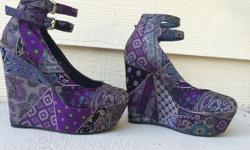 Comfortable wedge heels in an interesting paisley pattern. Excellent condition; worn less than 5 times. Size 38 / 7.5
If interested, call 306-209-2306.