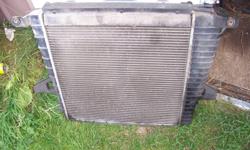 ALUMINUM RAD WITH FAN SHROUD & TRANS COOLER
RAD MEASURES
27" accross
23"tall
3" thick
CAME OUT OF A 96 FORD EXPLORER
WILL FIT OTHER VEHICLES
GREAT FOR A STREETROD
HAS BUILT IN TRANS COOLER
 
IN EXCELLENT CONDITION! REMOVED FROM MY PERSONAL TRUCK PRIOR TO