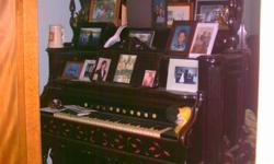 ANTIQUE ORGAN
Taking offers on this one of a kind (that we can find) Antique Organ from Thomas Organ and Piano Co when in Woodstock - though cannot pinpoint year it appears as if it's from the turn of the century - possible 1800's...Input appreciated and