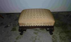 Antique upholstered Ottoman.
Good condition.