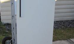 Apartment Size Fridge Good Condition
 
55 inch high 24" wide, 25" inch deep.