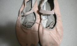 pink ballet shoes. size 4C in great shape