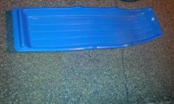 Blue plastic kids sleigh.
It's about 4.5 ft long and it's in good condition.