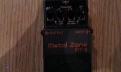 Great little distortion pedal,
Perfect for the bedroom rockstar,
Ton's of presets from
hard rock, overdrive, heavy metal, british rock, rock and roll, fuzz and plenty more.
works great, I've upgraded my rig, no use for it anymore
power adapter not