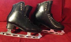 Jackson Competitor boot, black (dyed), size 4A (new $280). With Shadow blades (new $300). Good shape.