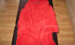 Boys Red Housecoat with belt
Size 6
Warm & soft
Great condition - like new
BRAND - Woodland
** No longer fits son **
ONLY $10
Can meet in west end of Ottawa (Kanata) or pickup in Constance Bay